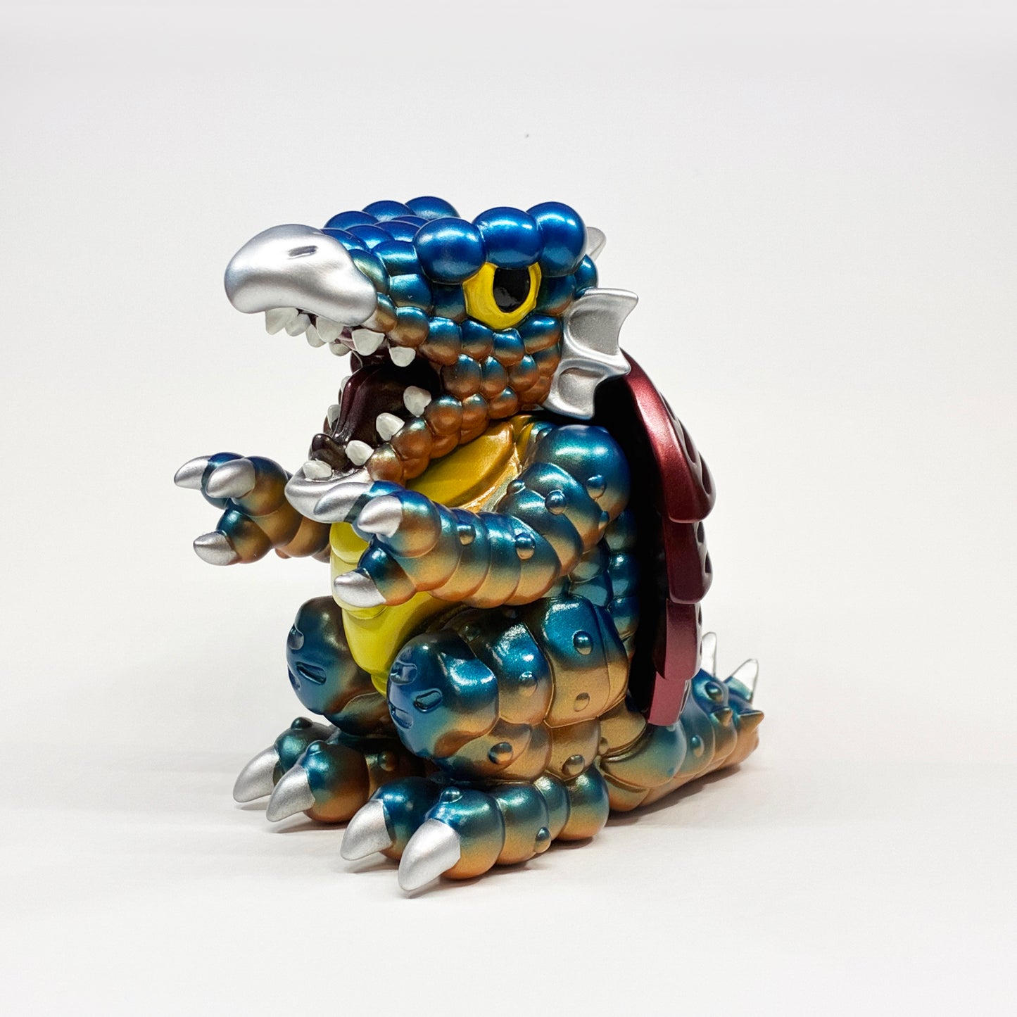 *LIMITED* SNARLAGON Soft Vinyl Figure